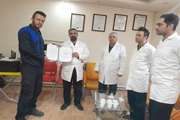 بازدید مسئول دفتر نمایندگی ولی‌فقیه در دامپزشکی کردستان از کشتارگاه طیور دهگلان و اهدای کُد حلال