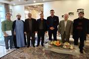 دیدار مدیرکل دامپزشکی استان کردستان، حجت‌الاسلام ورمقانی مسئول دفتر نمایندگی ولی‌فقیه در دامپزشکی استان و معاون توسعه مدیریت و منابع با همکار بازنشسته شبکه دامپزشکی شهرستان سقز جناب آقای داریوش نیک‌دین