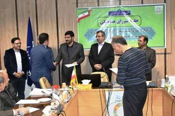 تقدیر مدیرکل دامپزشکی کردستان از همکاران مایه کوب برگزیده سال 96 