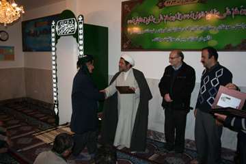 تجلیل ازفعالان اقامه نماز
