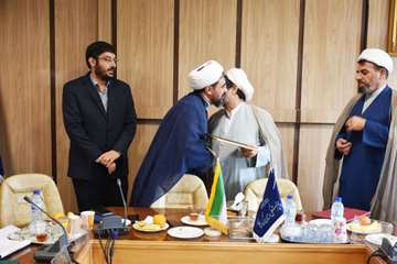 مراسم تقدیر ومعارفه مسئول دفترنماینده ولی فقیه در دامپزشکی کردستان