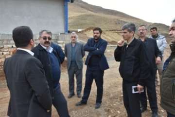 بازدید مدیرکل و کارشناسان دامپزشکی کردستان از مراحل ساخت و بهره برداری شرکت مجتمع ایمان طیور 