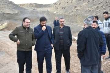 بازدید مدیرکل و کارشناسان دامپزشکی کردستان از مراحل ساخت و بهره برداری شرکت مجتمع ایمان طیور 