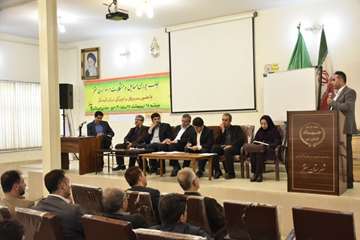 جلسه بررسی مشکلات مرغداران شهرستان سقز