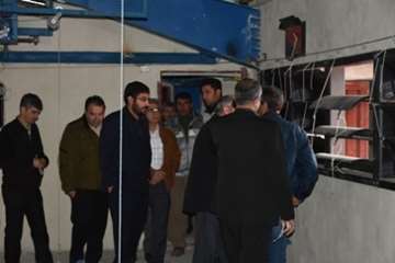 بازدید مدیرکل و کارشناسان دامپزشکی کردستان از مراحل ساخت و بهره برداری شرکت مجتمع ایمان طیور 
