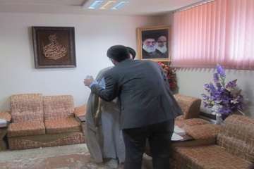دیدارصمیمانه مدیرکل دامپزشکی کردستان با نماینده مقام معظم رهبری در استان