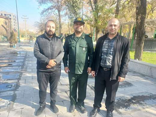 شرکت رئیس و پرسنل شبکه دامپزشکی  مریوان در مراسم غبار روبی مزار شهدا به مناسبت گرامیداشت هفته بسیج